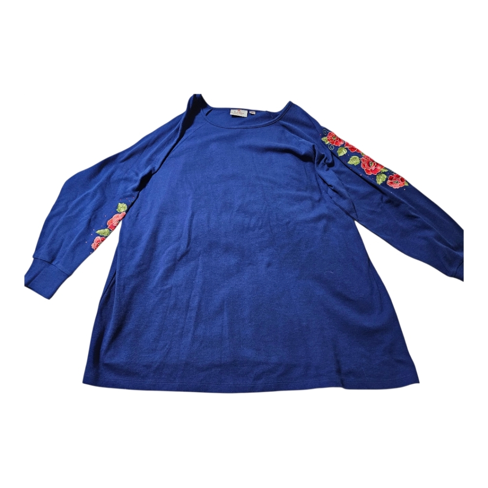 Quacker Factory Plus Size Blue Top Embroidered Floral Sleeve Detail